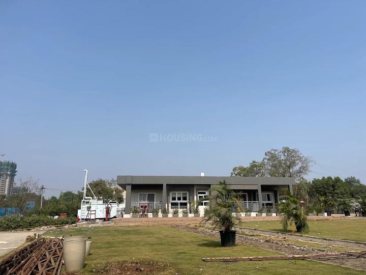 Mahindra IvyLush Main Image 1