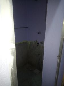 Bathroom Image of 921 Sq.ft 2 BHK Builder Floor for rent in North Shastri Nagar Patna for Rs. 7500