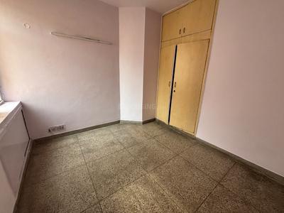 Bedroom Image of 810 Sq.ft 2 BHK Apartment / Flat for sale in Antariksha Apartments, Vikaspuri New Delhi for Rs. 9500000