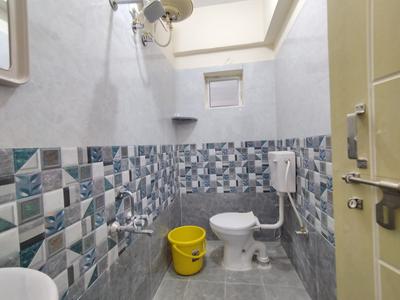 Bathroom Image of 1200 Sq.ft 2 BHK Apartment / Flat for rent in Kasavanahalli Bengaluru for Rs. 28000