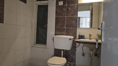 Image of 990 Sq.ft 2 BHK Apartment / Flat for sale in Supertech Livingston, Crossings Republik, Ghaziabad for Rs. 7420000