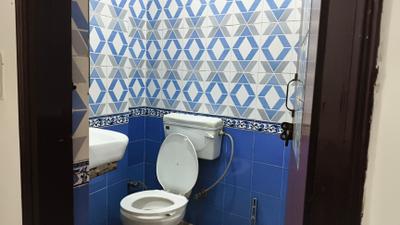 Image of 900 Sq.ft 2 BHK Builder Floor for rent in Arjun Nagar, New Delhi for Rs. 32000