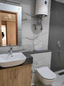 Bathroom Image of 2092 Sq.ft 3 BHK Apartment / Flat for sale in DLF The Ultima, Sector 81 Gurgaon for Rs. 36500000