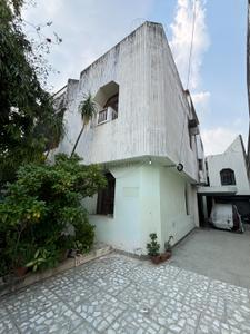 Building Image of 6000 Sq.ft 7 BHK Villa for sale in Sunderpur Varanasi for Rs. 130000000