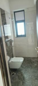 Bathroom Image of 850 Sq.ft 2 BHK Apartment / Flat for sale in Saakaar Aqua City, Jamsaut Patna for Rs. 7955000