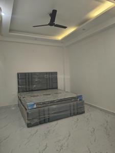 Hall Image of 2000 Sq.ft 4 BHK Apartment / Flat for rent in Sector 104 Noida for Rs. 56000