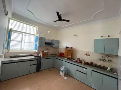 Kitchen Image of 2000 Sq.ft 2 BHK Independent House for rent in Clement Town Dehradun for Rs. 23000