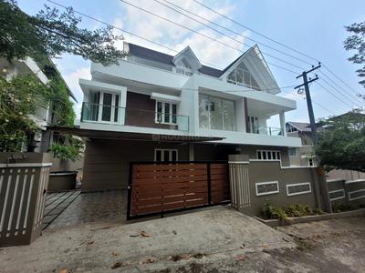 Image of 3600 Sq.ft 4.5 BHK Independent House for sale in Casadel Greendale Villas, Kakkanad, Kochi for Rs. 30000000
