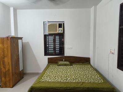 Bedroom Image of Lucky apartment  in Sector 13, Gurgaon