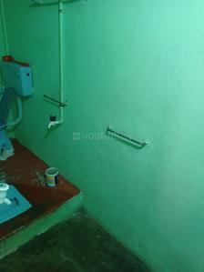 Bathroom Image of 350 Sq.ft 1 RK Independent House for rent in Villivakkam Chennai for Rs. 8000
