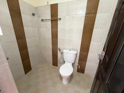 Bathroom Image of 1000 Sq.ft 2 BHK Apartment / Flat for sale in Anta Crown, Thrippunithura Kochi for Rs. 5900000