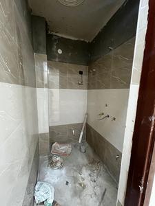Bathroom Image of 580 Sq.ft 2 BHK Builder Floor for sale in Mayur Vihar Phase 1 New Delhi for Rs. 4500000