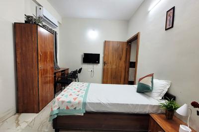 Bedroom Image of 300 Sq.ft 1 RK Apartment / Flat for rent in Vijay Nagar Indore for Rs. 10500