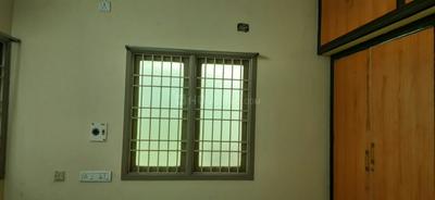 Bedroom Image of 1080 Sq.ft 2 BHK Apartment / Flat for rent in Ramapuram Chennai for Rs. 25000