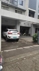 Image of 1000 Sq.ft 2 BHK Apartment / Flat for rent in Rustomjee Paramount, Santacruz West, Mumbai for Rs. 250000