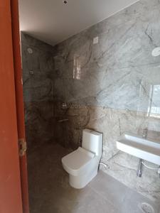 Bathroom Image of 1600 Sq.ft 3 BHK Apartment / Flat for rent in Kaggadasapura Bengaluru for Rs. 60000