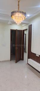 Hall Image of 1650 Sq.ft 3 BHK Apartment / Flat for sale in SM Golden Resigency 4, Sector 73 Noida for Rs. 5600000