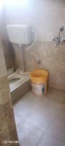 Bathroom Image of 600 Sq.ft 2 BHK Apartment / Flat for rent in Chawani Kota for Rs. 6000
