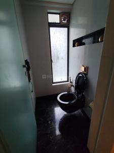 Image of 950 Sq.ft 2 BHK Apartment / Flat for sale in Andheri West, Mumbai for Rs. 30000000