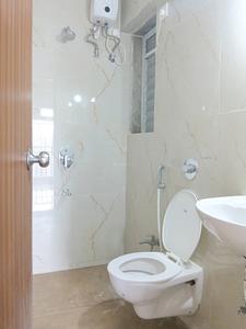 Common Bathroom Image of 500 Sq.ft 1 BHK Apartment / Flat for rent in Raunak Bliss Phase A A3, Kasarvadavali Thane for Rs. 21698