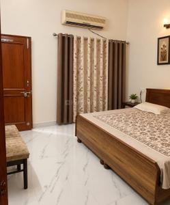 Bedroom Image of 2500 Sq.ft 2 BHK Independent House for rent in Sector 28 Chandigarh for Rs. 45000