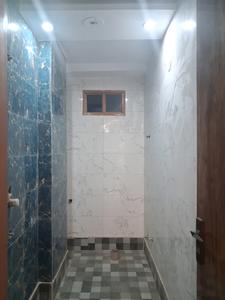Common Bathroom Image of 510 Sq.ft 2 BHK Builder Floor for sale in Dwarka Mor New Delhi for Rs. 3000080