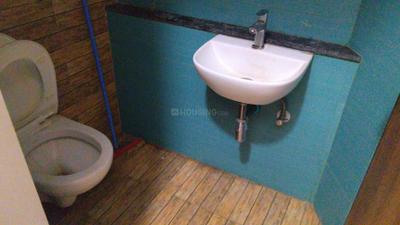 Bathroom Image of 322 Sq.ft 1 BHK Apartment / Flat for rent in Lodha Crown, Thane West Thane for Rs. 24000