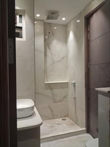 Common Bathroom Image of 1800 Sq.ft 3 BHK Builder Floor for rent in Paschim Vihar New Delhi for Rs. 80000