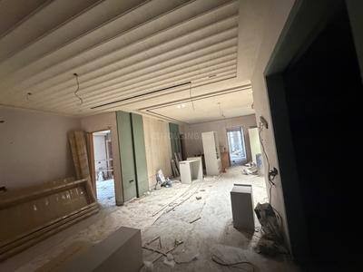 Bedroom Image of 4380 Sq.ft 4 BHK Builder Floor for sale in Model Town New Delhi for Rs. 95000000