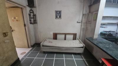 Bedroom Image of 300 Sq.ft 1 RK Apartment / Flat for rent in Ghatkopar East Mumbai for Rs. 25000