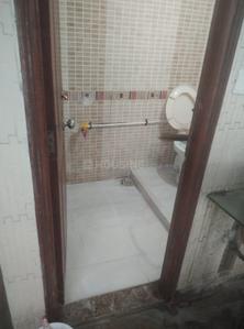 Bathroom Image of 1215 Sq.ft 3 BHK Apartment / Flat for sale in Ambawadi Ahmedabad for Rs. 9500000
