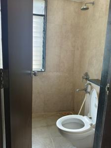 Bathroom Image of 850 Sq.ft 1.5 BHK Apartment / Flat for rent in Lohegaon Pune for Rs. 20000