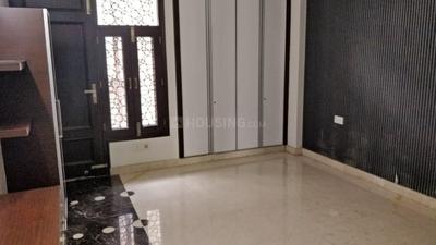 Bedroom Image of 2160 Sq.ft 4 BHK Builder Floor for sale in Surajmal Vihar New Delhi for Rs. 30000000