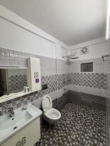 Bathroom Image of 1300 Sq.ft 2 BHK Builder Floor for rent in Edappally Kochi for Rs. 30000