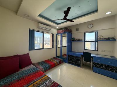 Bedroom Image of 1100 Sq.ft 2 BHK Apartment / Flat for sale in Magarpatta Roystonea, Magarpatta City Pune for Rs. 19500000