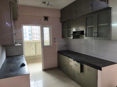 Kitchen Image of 1340 Sq.ft 3 BHK Apartment / Flat for rent in Gulshan Ikebana, Sector 143 Noida for Rs. 33000