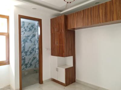 Bedroom Image of 800 Sq.ft 3 BHK Apartment / Flat for sale in Dwarka Mor New Delhi for Rs. 5000003