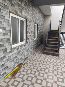 Balcony Image of 1500 Sq.ft 2 BHK Independent House for rent in Housing Board Colony Hindupur for Rs. 16000