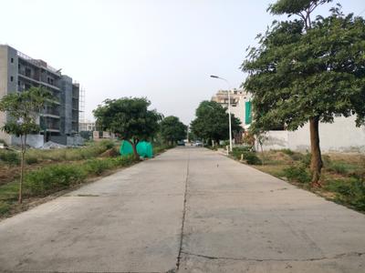 Image of 650 Sq.ft Residential Plot / Land for sale in Sector 77, Faridabad for Rs. 100000000