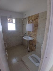 Bathroom Image of 1800 Sq.ft 3 BHK Apartment / Flat for rent in Jankipuram Extension Lucknow for Rs. 21000