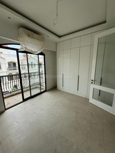 Bedroom Image of 5500 Sq.ft 4 BHK Villa for rent in Shalimar Valencia County, Gomti Nagar Lucknow for Rs. 150000