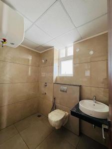 Bathroom Image of 1950 Sq.ft 3 BHK Apartment / Flat for sale in Bhabat Zirakpur for Rs. 11000000