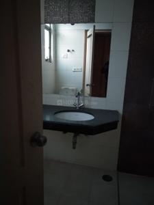 Bathroom Image of 1800 Sq.ft 4 BHK Apartment / Flat for sale in Ashiana Upvan, Indirapuram Ghaziabad for Rs. 30000000