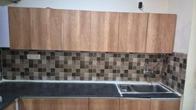 Kitchen Image of 1090 Sq.ft 3 BHK Apartment / Flat for rent in Prateek Grand City, Siddharth Vihar Ghaziabad for Rs. 30000