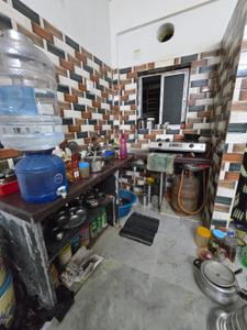 Kitchen Image of 850 Sq.ft 2 BHK Apartment / Flat for sale in Tollygunge Kolkata for Rs. 4000000