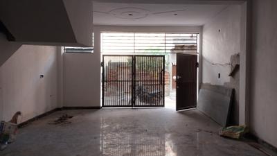 Living Room Image of 2000 Sq.ft 3.5 BHK Independent House for sale in Sector 105 Gurgaon for Rs. 14000000