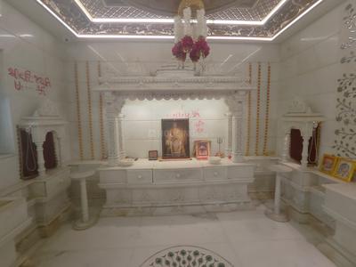 Hall Image of 9999 Sq.ft 5 BHK Independent House for sale in Satellite Ahmedabad for Rs. 200000000
