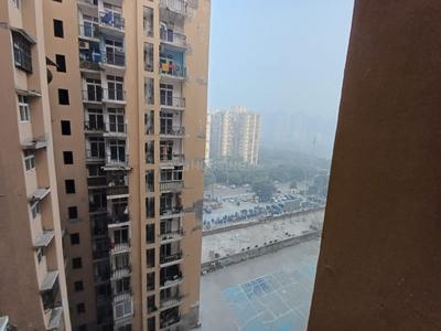 Balcony Image of 980 Sq.ft 2.5 BHK Apartment / Flat for sale in Gardenia Golf City Phase 4, Sector 75 Noida for Rs. 8200005
