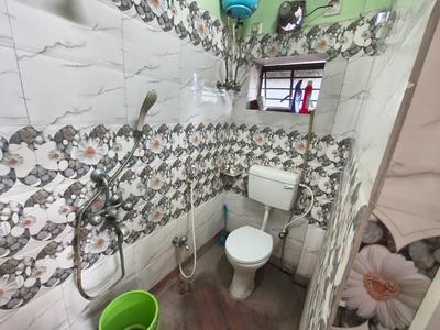 Bathroom Image of 1774 Sq.ft 3 BHK Apartment / Flat for sale in South Dum Dum Kolkata for Rs. 9000000