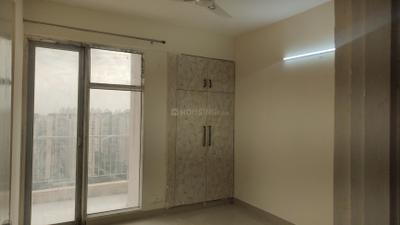 Nirala Greenshire Bedroom One 3